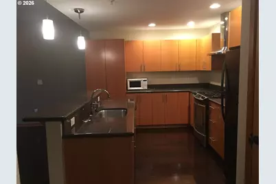 7910 SW 31st Ave #306, Portland, OR 97219 - Photo 10