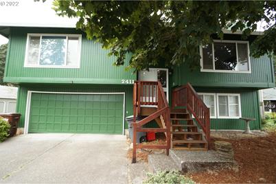 2411 NE Hyde St, Hillsboro, OR 97124 - Photo 1