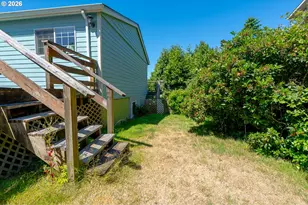 645 SE 4th St, Newport, OR 97365 - Photo 42