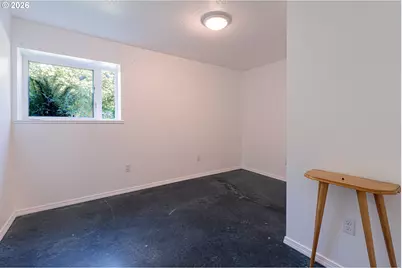 645 SE 4th St, Newport, OR 97365 - Photo 34