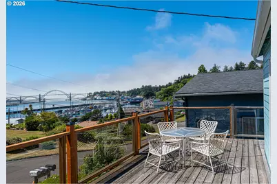 645 SE 4th St, Newport, OR 97365 - Photo 2