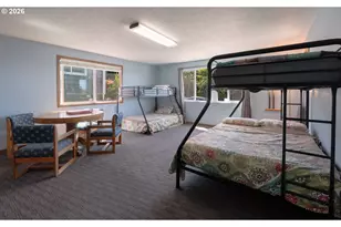 645 SE 4th St, Newport, OR 97365 - Photo 16