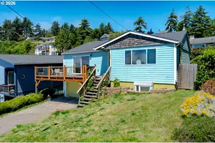 645 SE 4th St, Newport, OR 97365 - Photo 44