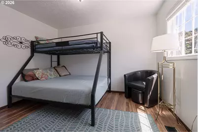 645 SE 4th St, Newport, OR 97365 - Photo 22