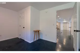 645 SE 4th St, Newport, OR 97365 - Photo 28