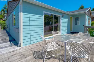 645 SE 4th St, Newport, OR 97365 - Photo 4
