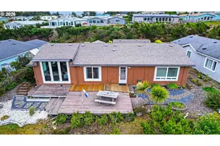 638 NE 55th St, Newport, OR 97365 - Photo 32