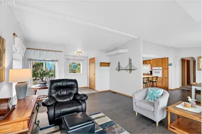 638 NE 55th St, Newport, OR 97365 - Photo 8