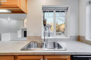 10857 SW Canterbury Ln, Tigard, OR 97224 - Photo 14