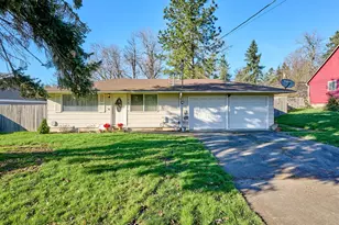 4615 SE Roethe Rd, Milwaukie, OR 97267 - Photo 1