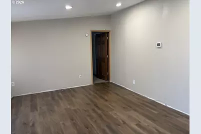 3280 SE 127th Pl, Portland, OR 97236 - Photo 8