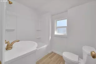 455 S 38th St, Springfield, OR 97478 - Photo 24