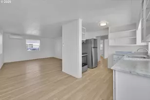 455 S 38th St, Springfield, OR 97478 - Photo 18