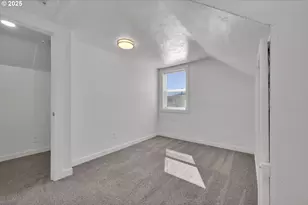 455 S 38th St, Springfield, OR 97478 - Photo 30