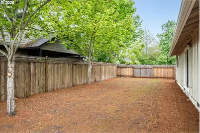 3648 Plumtree Dr, Eugene, OR 97402 - Photo 26
