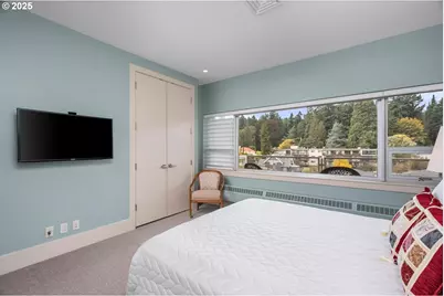 2323 SW Park Pl #1006, Portland, OR 97205 - Photo 34