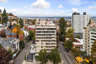 2323 SW Park Pl, Portland, OR 97205 - Photo 38