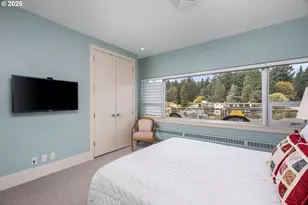 2323 SW Park Pl, Portland, OR 97205 - Photo 32