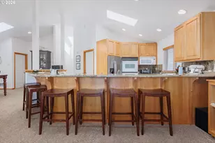 910 NW Oceania Dr, Waldport, OR 97394 - Photo 6
