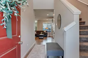 291 W 17th St, Lafayette, OR 97127 - Photo 4