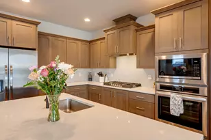 291 W 17th St, Lafayette, OR 97127 - Photo 10