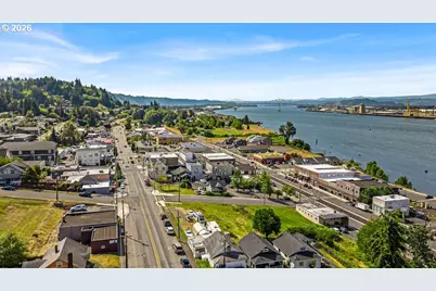 211 Fox St, Rainier, OR 97048 - Photo 12