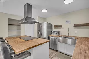 211 Fox St, Rainier, OR 97048 - Photo 24