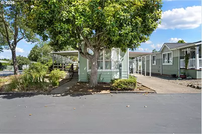 1400 Candlelight Dr #180, Eugene, OR 97402 - Photo 2