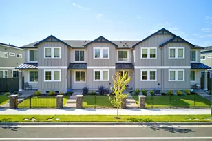 7004 SE Butternut Creek Pkwy, Hillsboro, OR 97123 - Photo 2