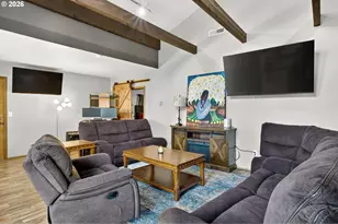 14530 NE Knott Ct, Portland, OR 97230 - Photo 24