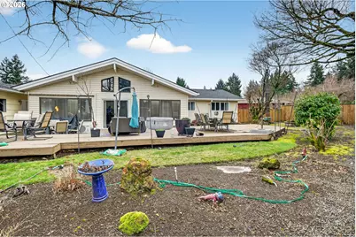 14530 NE Knott Ct, Portland, OR 97230 - Photo 44