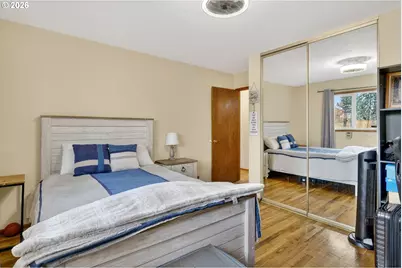 14530 NE Knott Ct, Portland, OR 97230 - Photo 34