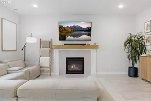 4465 NE Bounty Pl, Albany, OR 97322 - Photo 10