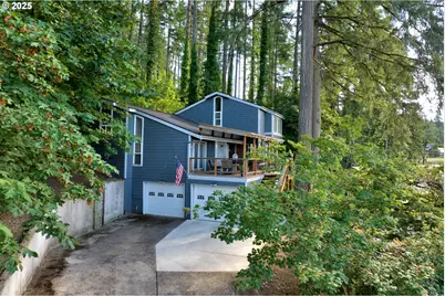 7025 Glacier Dr, Springfield, OR 97478 - Photo 2