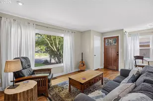 17521 Hill Way, Lake Oswego, OR 97035 - Photo 4