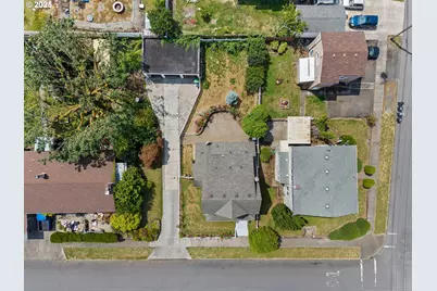 322 W C St, Rainier, OR 97048 - Photo 42