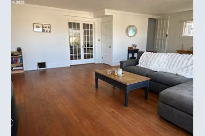 322 W C St, Rainier, OR 97048 - Photo 18