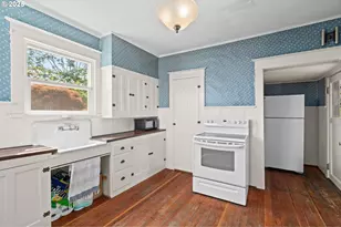 322 W C St, Rainier, OR 97048 - Photo 20