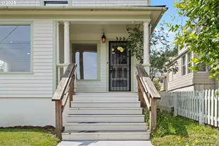 322 W C St, Rainier, OR 97048 - Photo 4