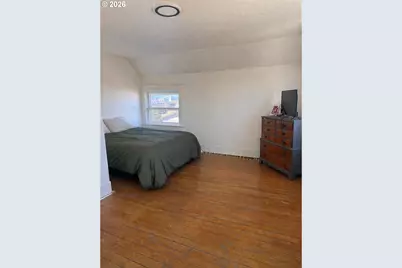 322 W C St, Rainier, OR 97048 - Photo 4