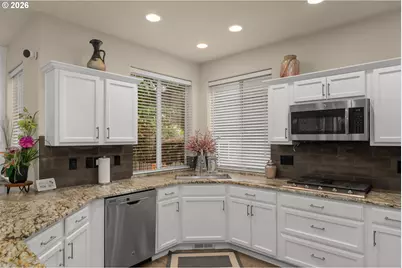 12052 SW Whistlers Loop, Tigard, OR 97223 - Photo 14