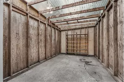 11580 SE Powell Blvd, Portland, OR 97266 - Photo 30