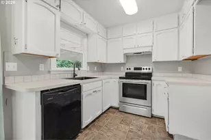 11580 SE Powell Blvd, Portland, OR 97266 - Photo 8