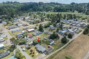 185 N 6th St, Lakeside, OR 97449 - Photo 44