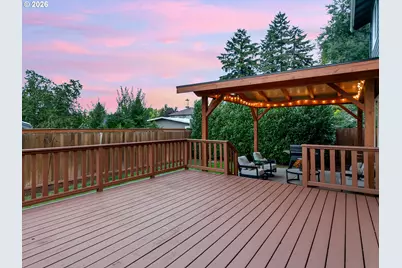 15109 NW Todd St, Beaverton, OR 97006 - Photo 16