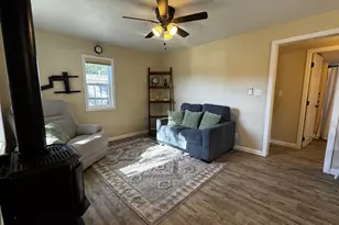 2030 Plum St, Baker City, OR 97814 - Photo 4
