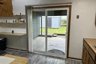 101 SW Peach Ln, Winston, OR 97496 - Photo 10