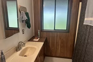 101 SW Peach Ln, Winston, OR 97496 - Photo 8