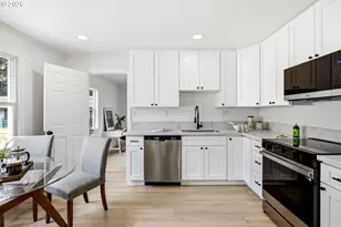 2372 SE 141st Ave, Portland, OR 97233 - Photo 10