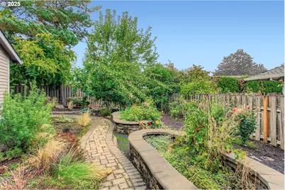 32400 SW Estates Ct S, Wilsonville, OR 97070 - Photo 40